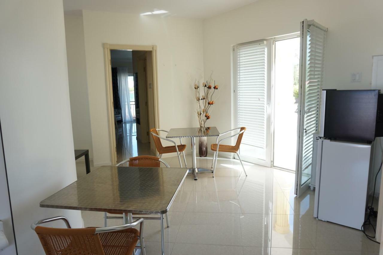 Self Contained Apartment With Private Kitchen Higher Heights, Barbados Christchurch Exterior foto